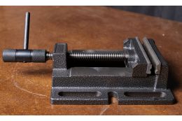 Тиски станочные Holzmann M 120