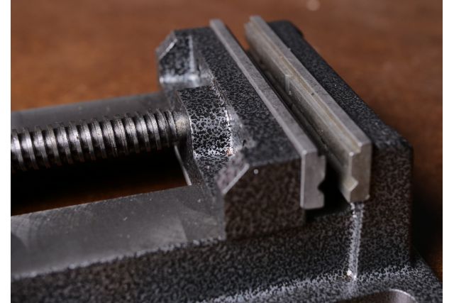 Тиски станочные Holzmann M 120