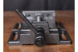 Тиски станочные Holzmann M 120 11