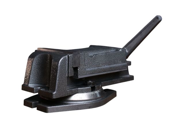 Тиски станочные с поворотной плитой Holzmann I125