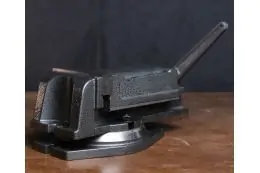 Лещата верстатні з поворотною плитою Holzmann I125 2