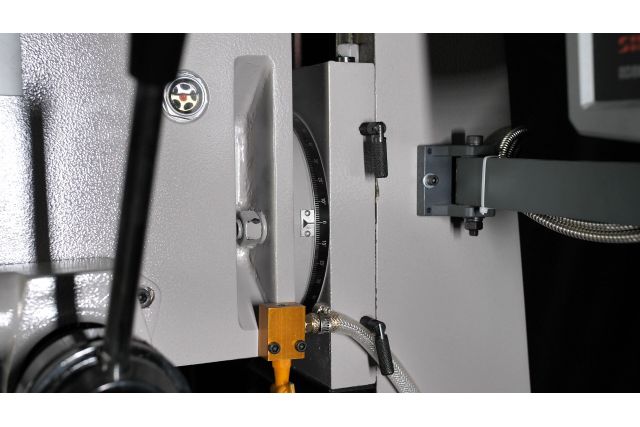 Фрезерно-свердлильний верстат MAST M-FR 45