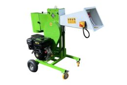 Бензиновий подрібнювач гілок (дроворуб) MAST Gartentechnik MT- RP100