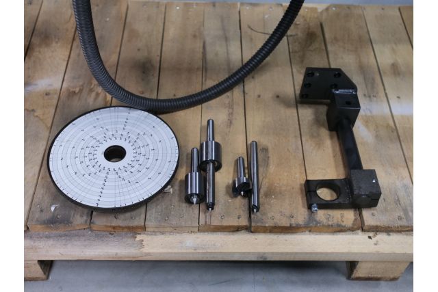 Токарный станок с автоподачей MAST Holztechnik...