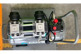 Безмасляний поршневий компресор Mast MOF1390/1100-30L