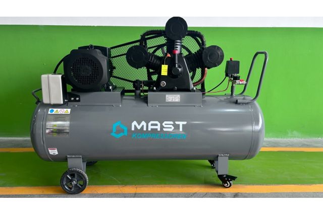 Поршневой компрессор Mast TB90/300L 400V