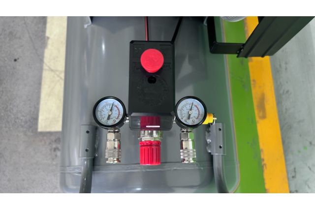 Поршневий компресор Mast TB90/300L 400V