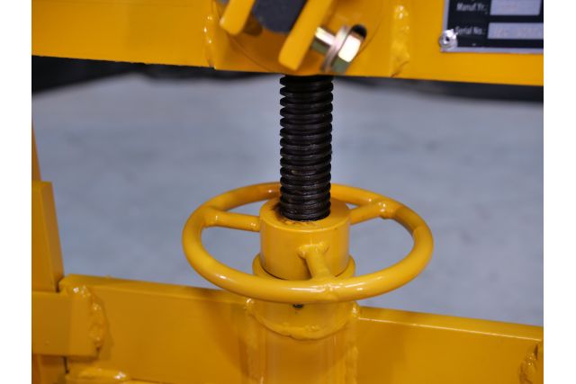 Ручний колун бруківки MAST Bautechnik MT-BS3214