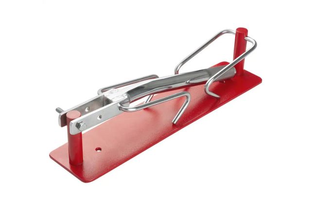 Металевий розширювач бортів шин з регульованою...