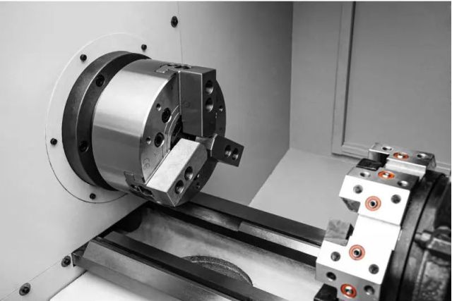 Токарный станок с ЧПУ Cormak 360x750 с...