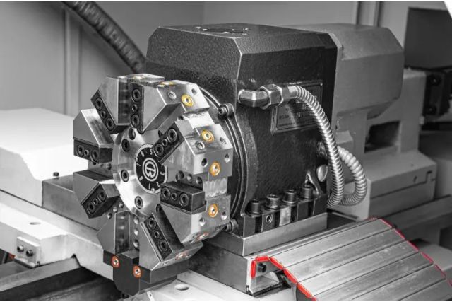 Токарный станок с ЧПУ Cormak 360x750 с...