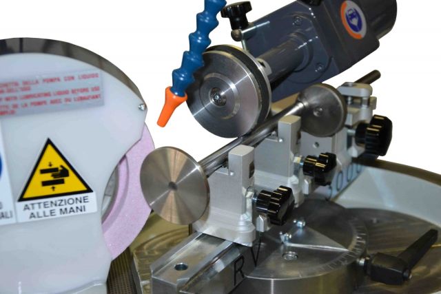 Верстат для перенаточування клапанів CARMEC VR...