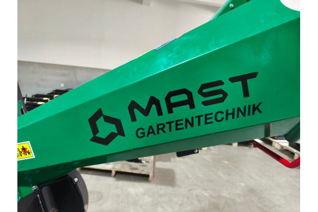 Бензиновий подрібнювач гілок MAST Gartentechnik...