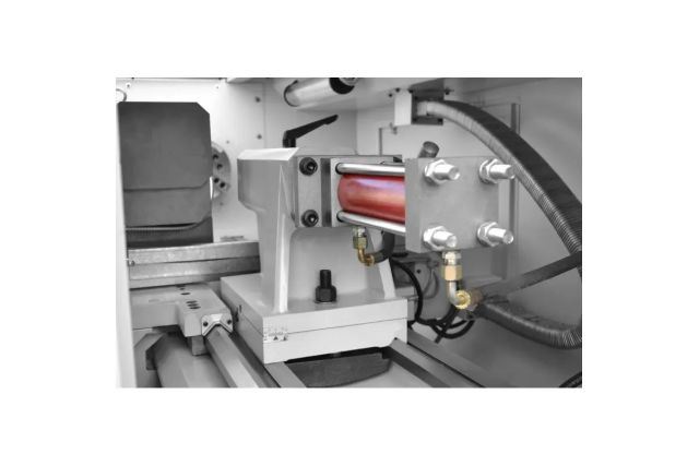 Токарний верстат з ЧПУ CORMAK 400×1000 з ручним...