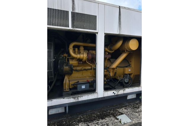 Дизельний генератор Caterpillar