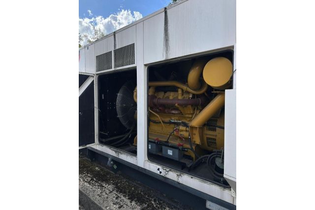 Дизельний генератор Caterpillar