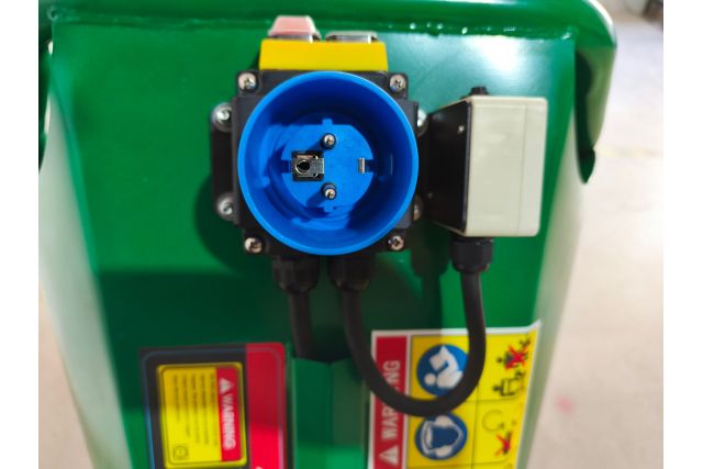 Измельчитель веток MAST Gartentechnik GS650E