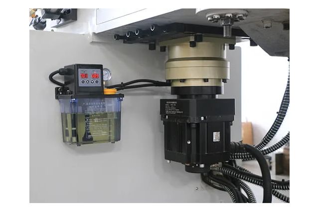 Автоматичний дорновий трубогиб з ЧПК MAST CNC...