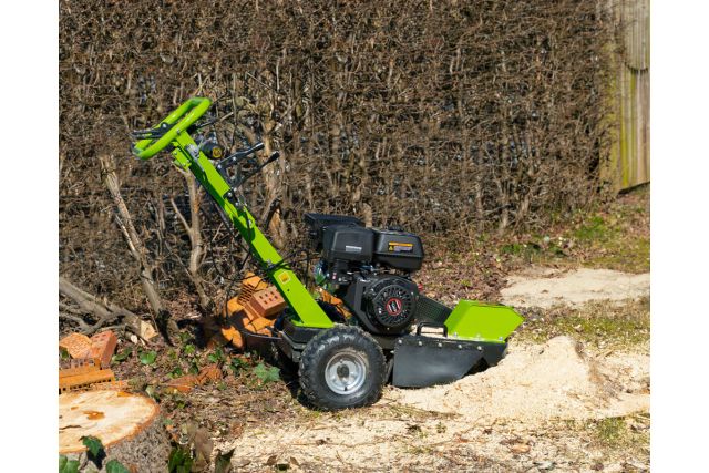 Подрібнювач пнів Zipper ZI-BSF1500