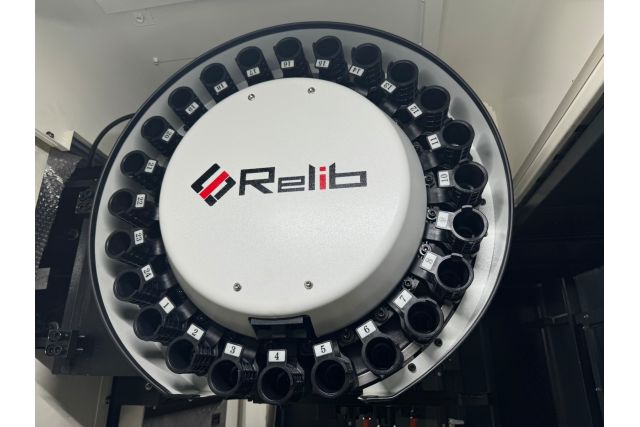 Обрабатывающий центр с ЧПУ MAST MM 855 S24 