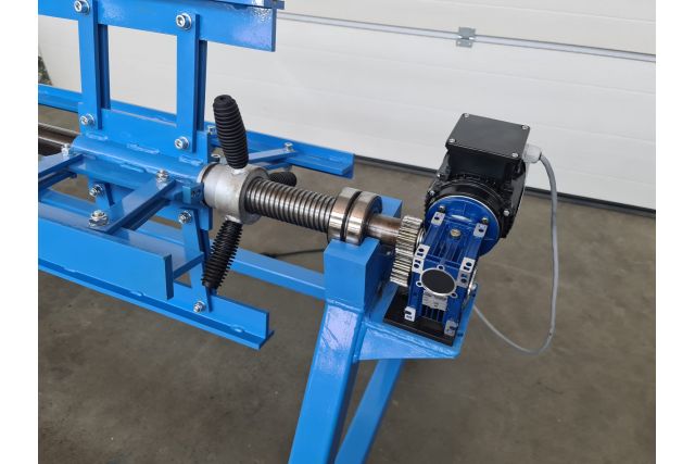 Електромеханічний бухторозмотувач Dachdecker...