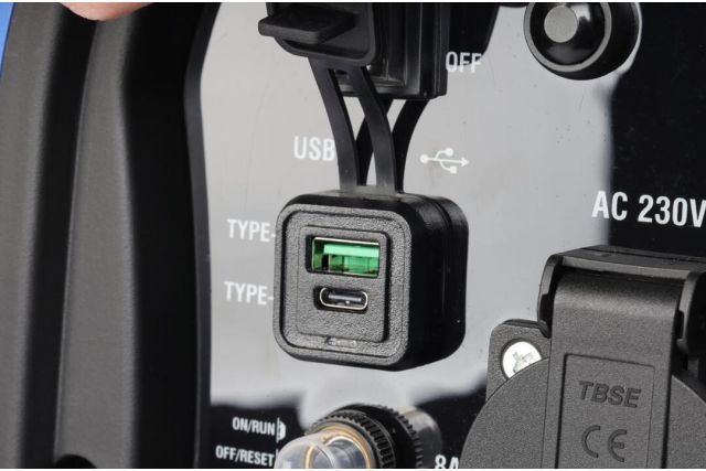 Генератор інверторний Ultimatron ULT-3300-EU 3 кВт