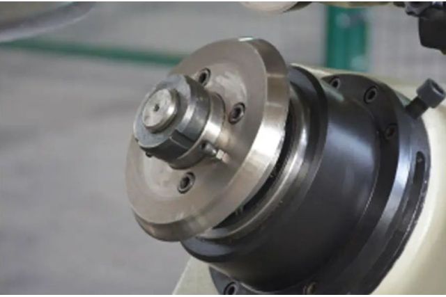 Отборно-отрезной станок Isitan SDK 8