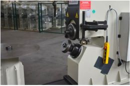 Відбірно-відрізний верстат Isitan SDK 8