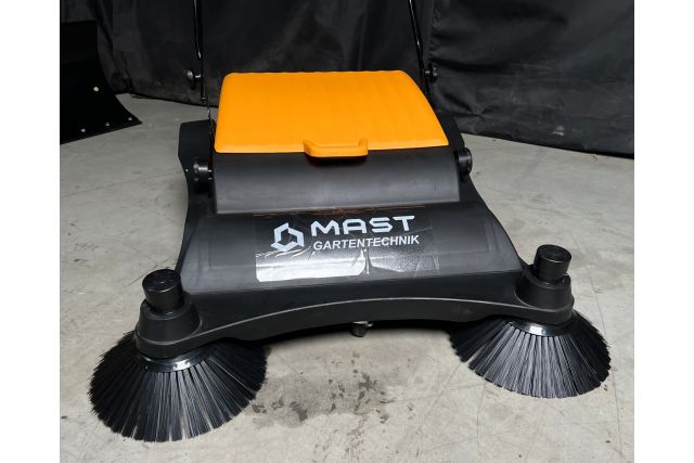 Ручная подметальная машина MAST Gartentechnik...