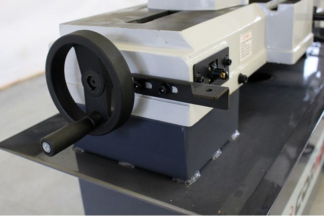 Ленточная пила CORMAK BS 712N 400V