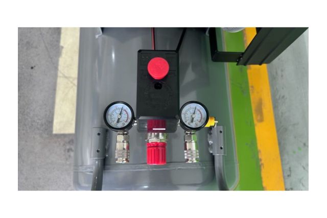 Поршневий компресор Mast TB90/300L 400V