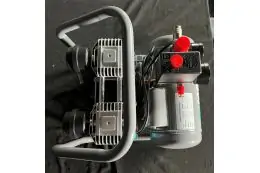 Безмасляный поршневой компрессор Mast MOF1390/1100 compact 6