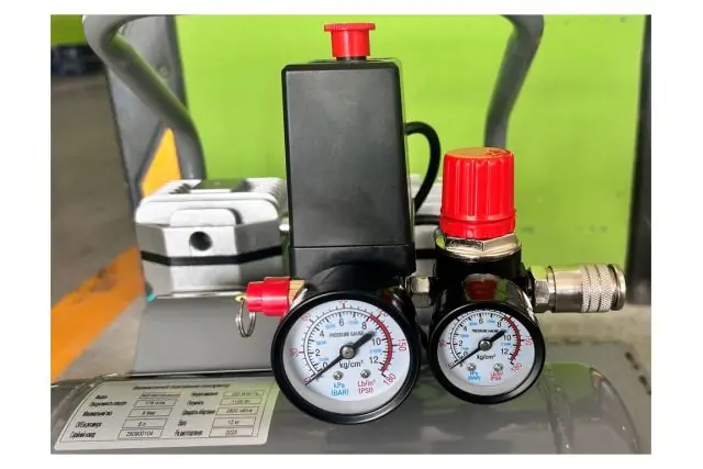 Безмасляний поршневий компресор Mast MOF1390/1100 compact 11