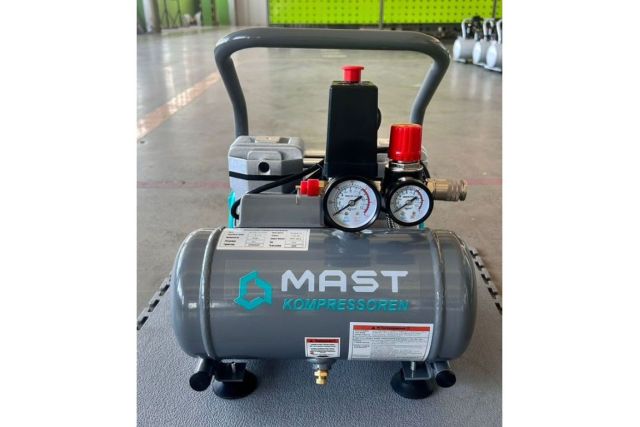 Безмасляний поршневий компресор Mast...