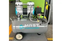 Безмасляний поршневий компресор Mast MOF1390/1100-30L 15