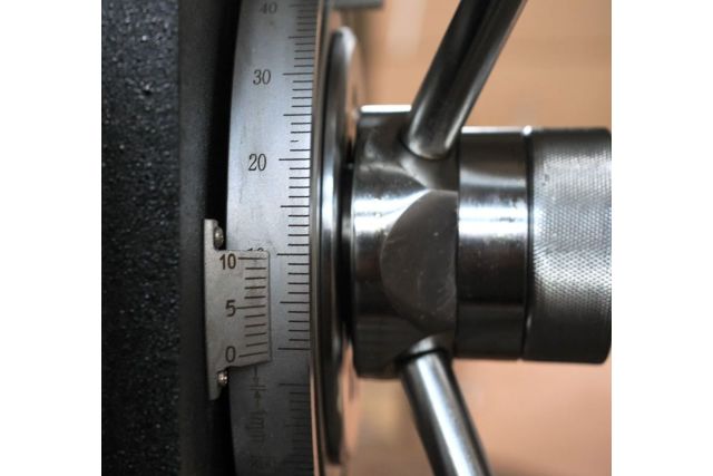 Свердлильний верстат по металу MAST...