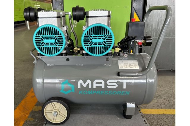 Безмасляний поршневий компресор Mast...