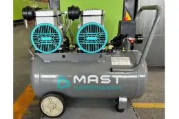Безмасляний поршневий компресор Mast MOF1680/2x1500-50L 17
