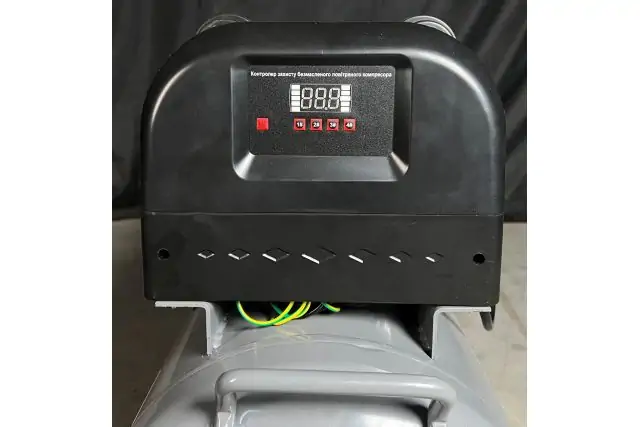 Безмасляный поршневой компрессор Mast MOF1680/4x1500-160L 6