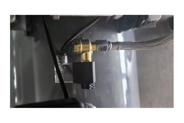 Безмасляний поршневий компресор Mast...