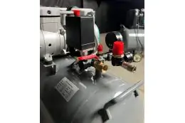 Безмасляний поршневий компресор Mast MOF1680/3x1500-120L 7