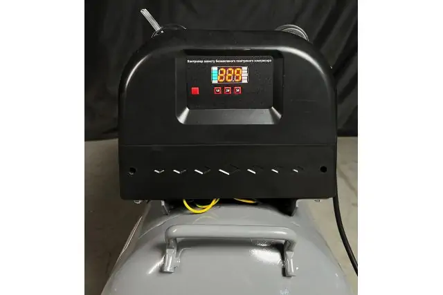 Безмасляный поршневой компрессор Mast MOF1680/3x1500-120L 11