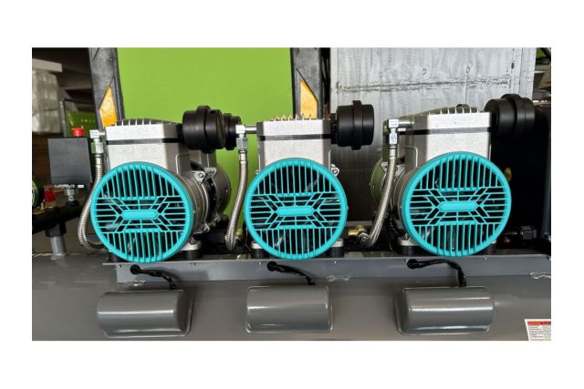 Безмасляный поршневой компрессор Mast...