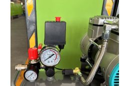 Безмасляний поршневий компресор Mast MOF1680/3x1500-120L