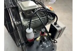 Поршневий компресор MAST TA65/100L 220V PRO 4