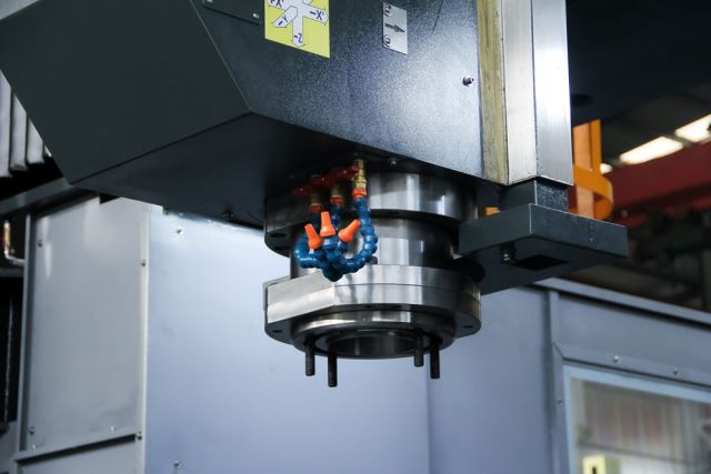 Двухстоечный вертикальный обрабатывающий центр...