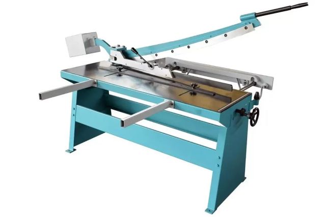 Гильотинные ножницы ISITAN КМ -12 L 1