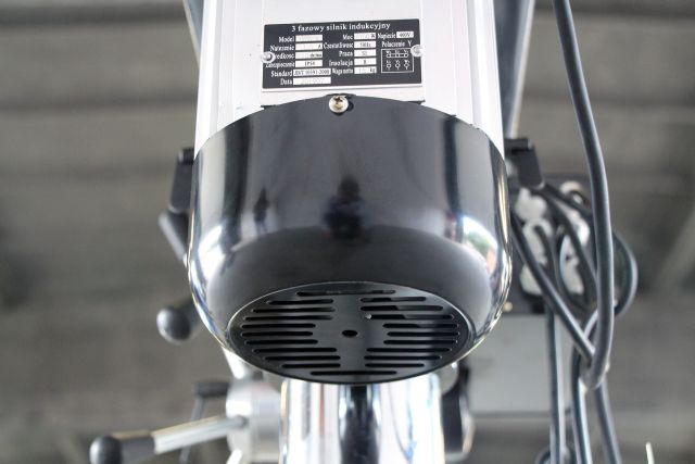 Настольный сверлильный станок CORMAK W25