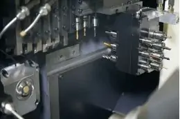 Токарний верстат ЧПУ швейцарського типу BYSK B20 4