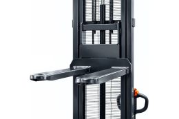 Штабелер Cormak Q15E25-2 (електричний привід та підйом) 5